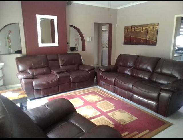 3 BEDROOM PROPERTY TO RENT IN TULISA PARK